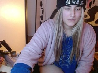 hi-elora Porn Show
