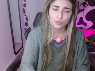 hi-elora Porn Show