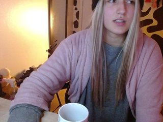 hi-elora Porn Show