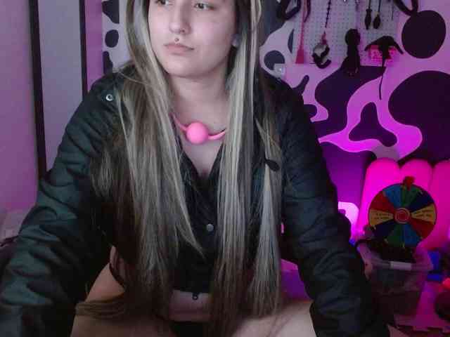 Hi-elora - Girl 