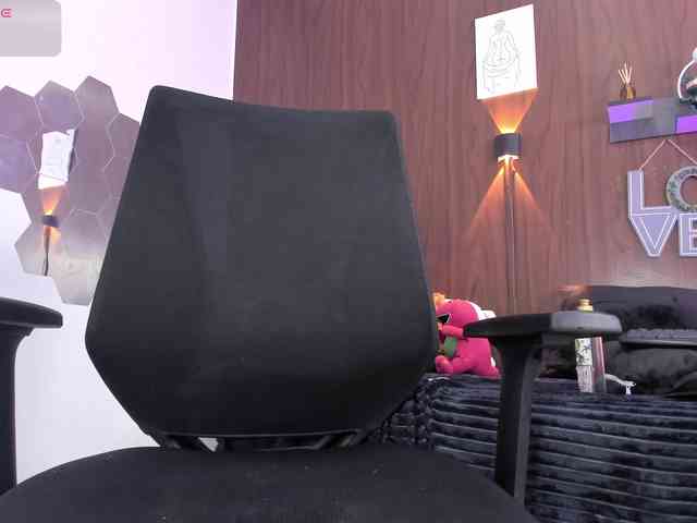 Brittany0 Live Webcam on BongaCams