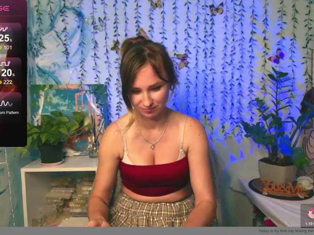 HarleyWid, live now on BongaCams