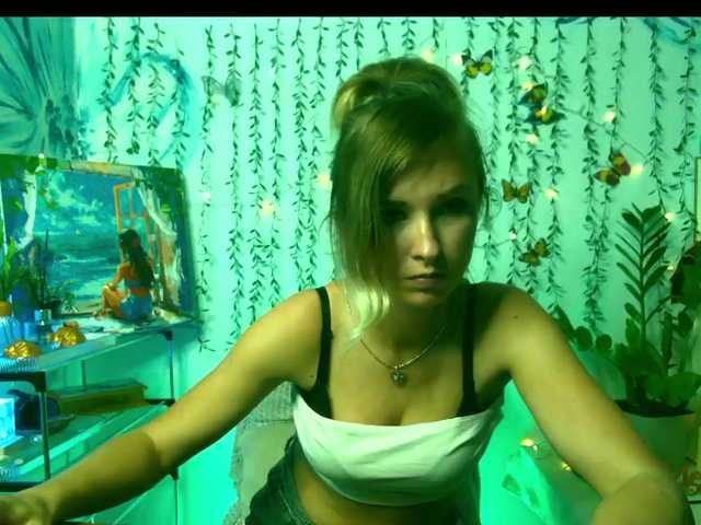 HarleyWid live cam on BongaCams