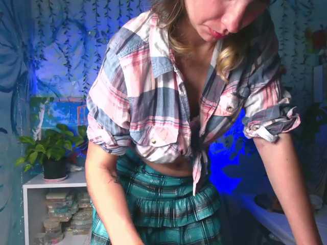 HarleyWid live cam on BongaCams