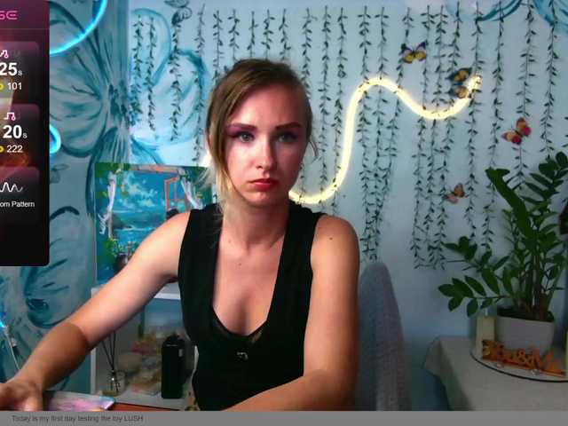 HarleyWid live cam on BongaCams
