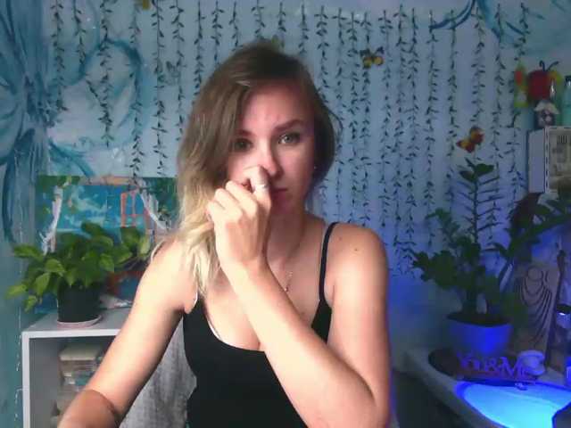 HarleyWid live cam on BongaCams