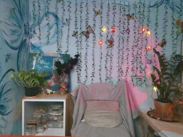 HarleyWid live cam on BongaCams