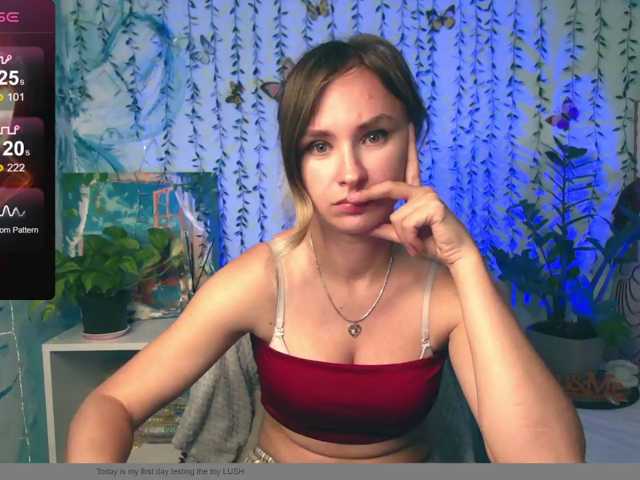HarleyWid, live now on BongaCams