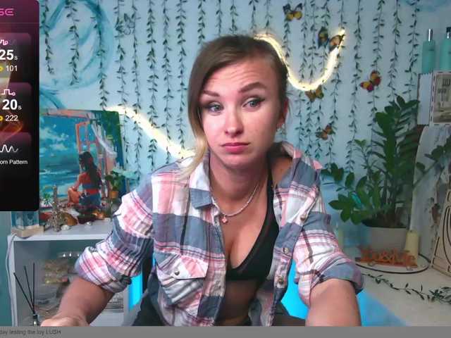 HarleyWid live cam on BongaCams