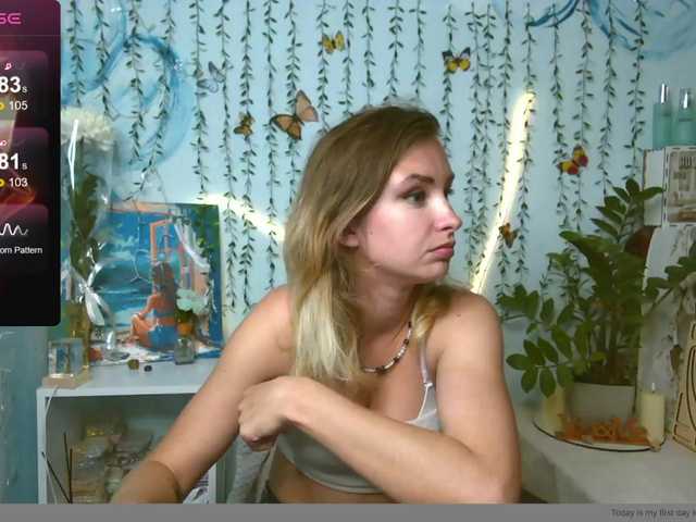 HarleyWid live cam on BongaCams