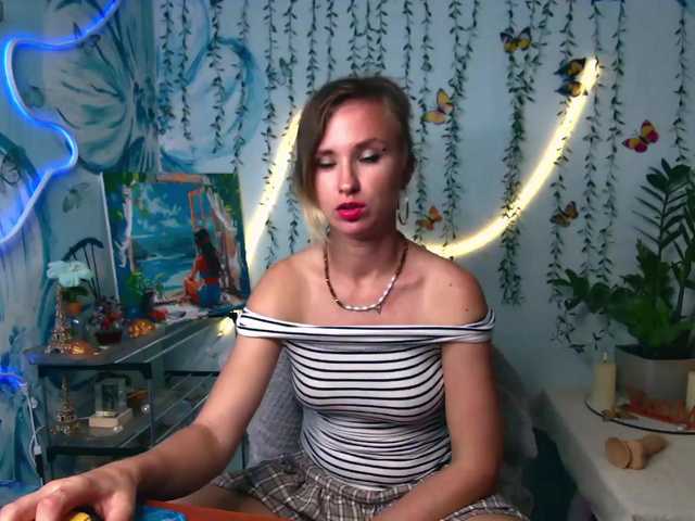 HarleyWid live cam on BongaCams