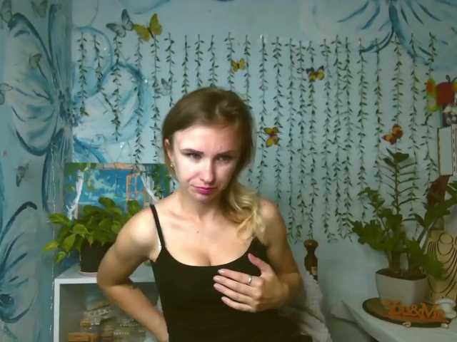 HarleyWid live cam on BongaCams