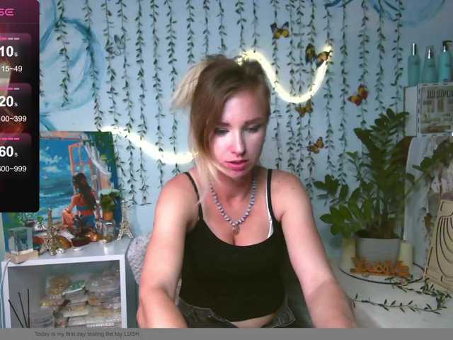 HarleyWid live cam on BongaCams