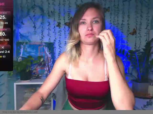 HarleyWid live cam on BongaCams
