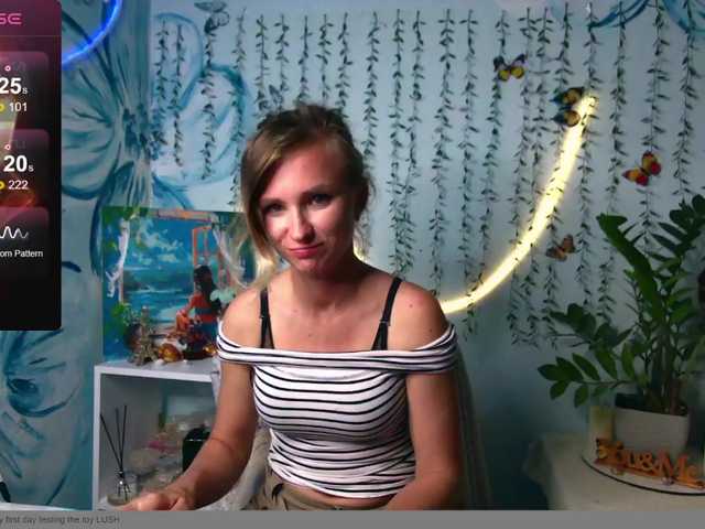 HarleyWid live cam on BongaCams