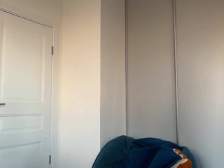 ElliWilson Porn Show