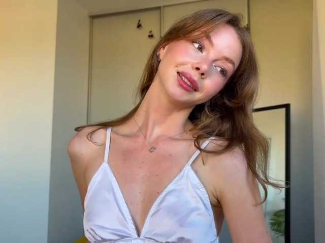ElliWilson live cam on BongaCams