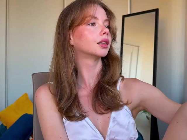 ElliWilson live cam on BongaCams