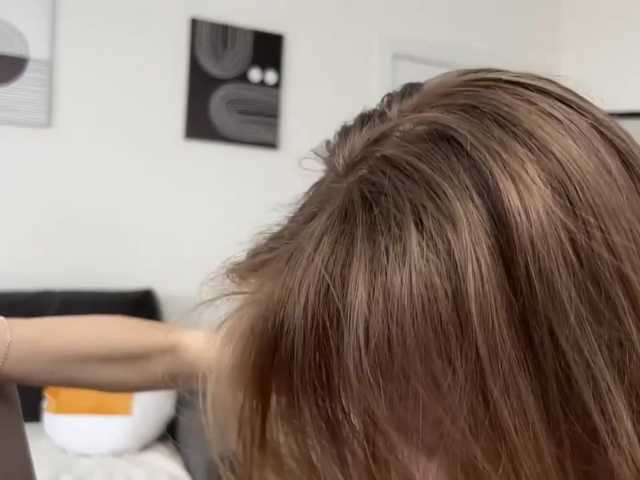 ElliWilson live cam on BongaCams