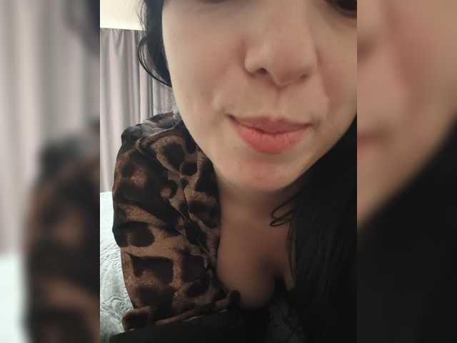 playfulKitty live cam on BongaCams