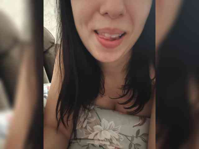 playfulKitty webcam