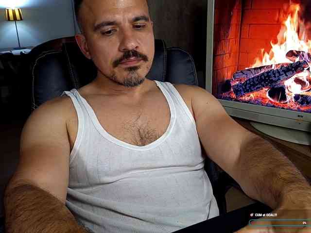 GymDaddy Live Webcam on BongaCams