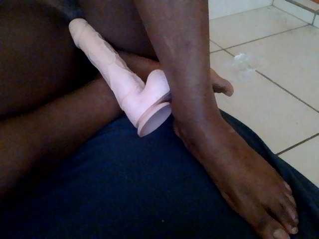 HornyCleo