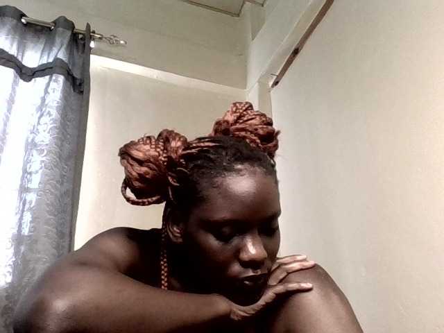 HornyCleo webcam