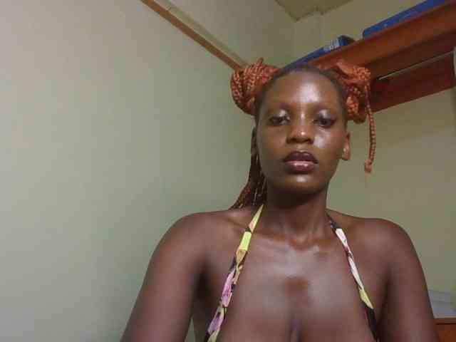HornyCleo webcam