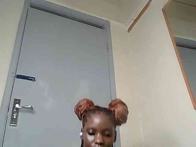 HornyCleo webcam