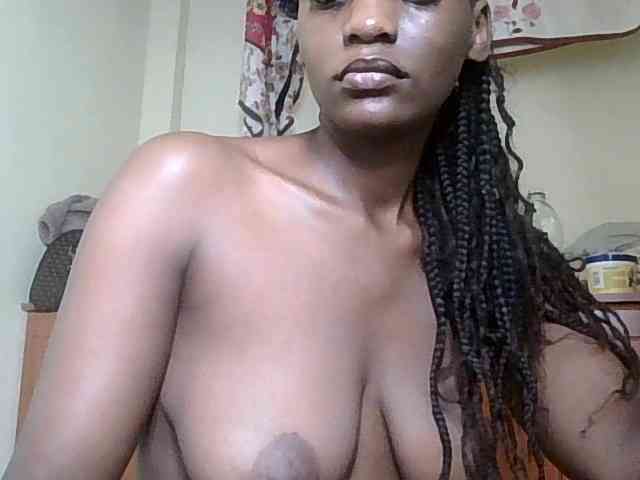 HornyCleo webcam