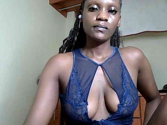 HornyCleo webcam