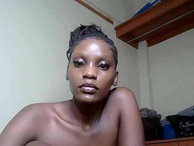 HornyCleo webcam