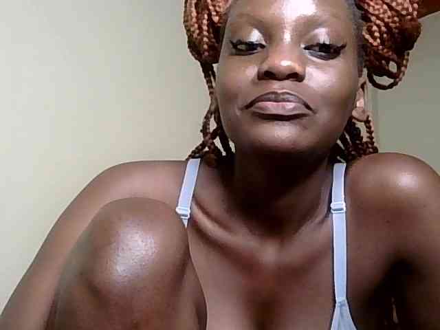 HornyCleo webcam