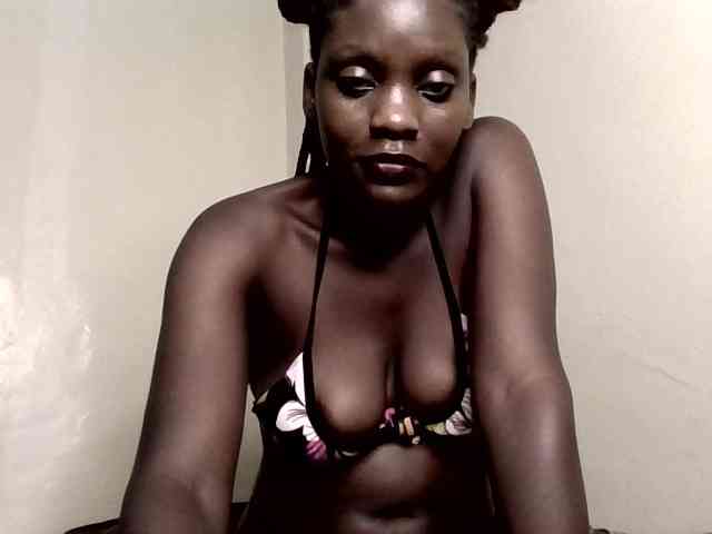 HornyCleo webcam