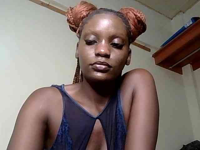 HornyCleo webcam