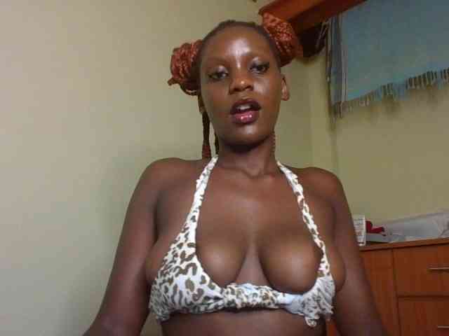 HornyCleo webcam