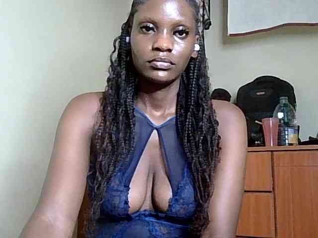 HornyCleo webcam