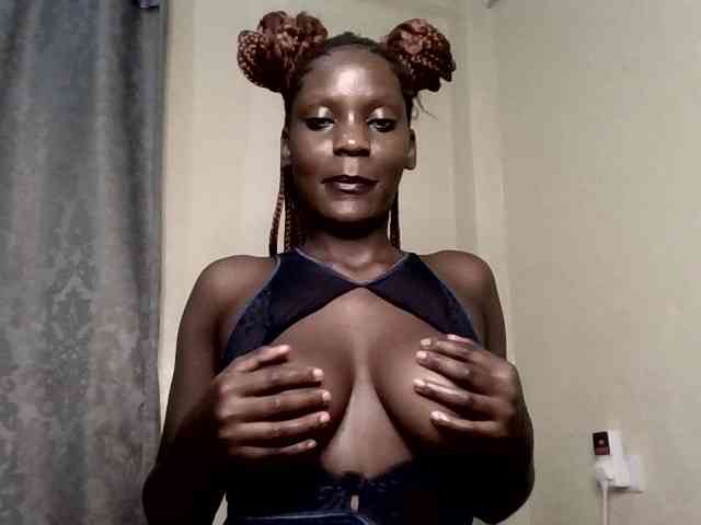 HornyCleo webcam