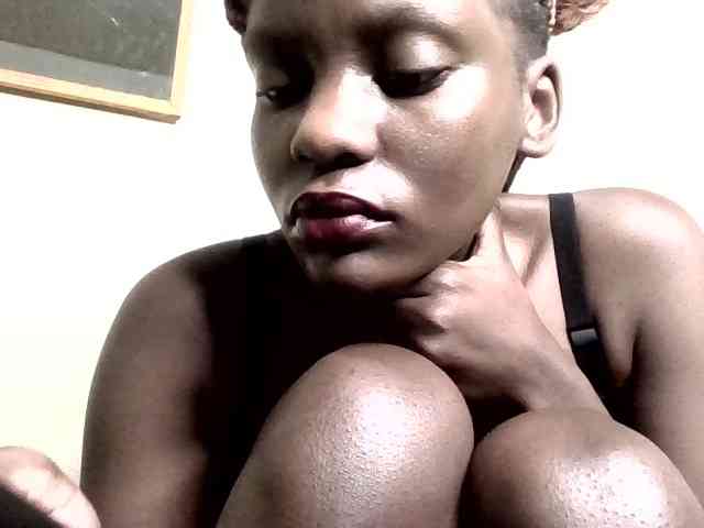 HornyCleo webcam