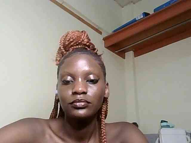 HornyCleo webcam