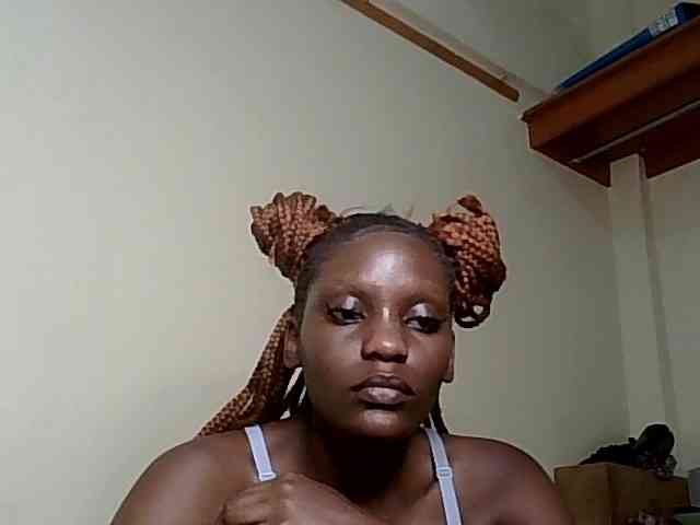 HornyCleo webcam