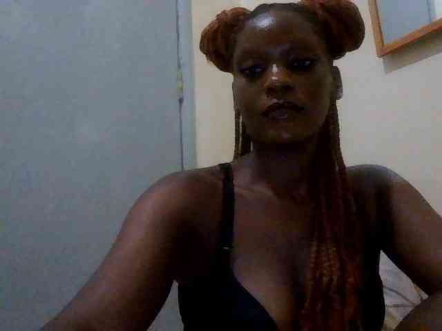 HornyCleo webcam