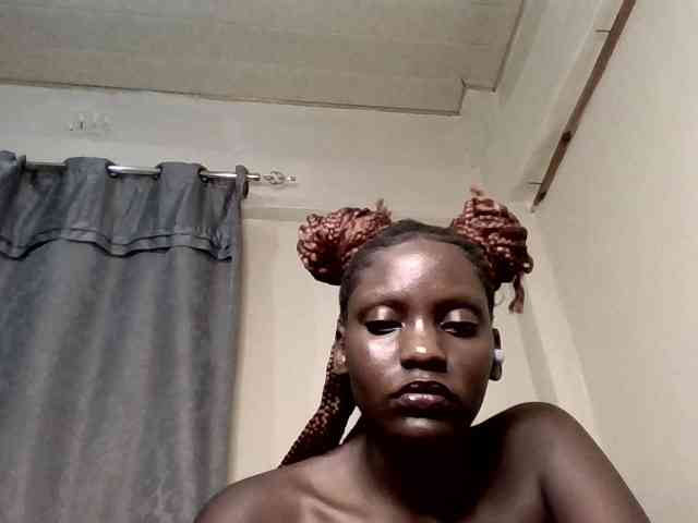 HornyCleo webcam