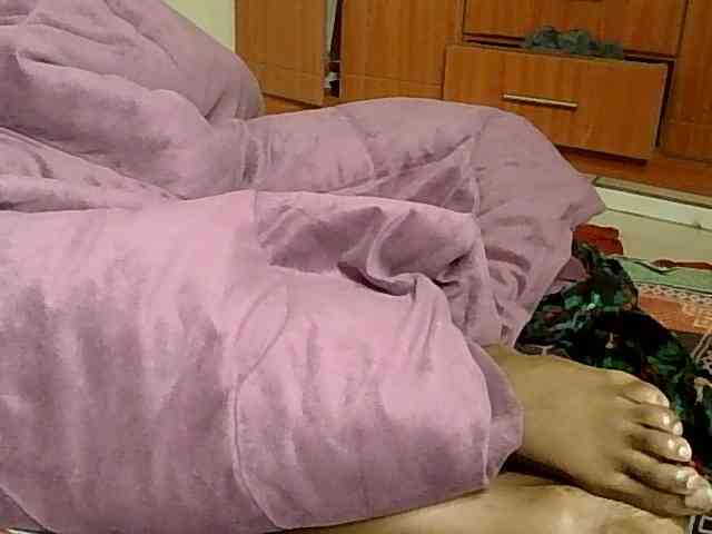 HornyCleo webcam