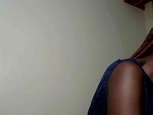 HornyCleo webcam