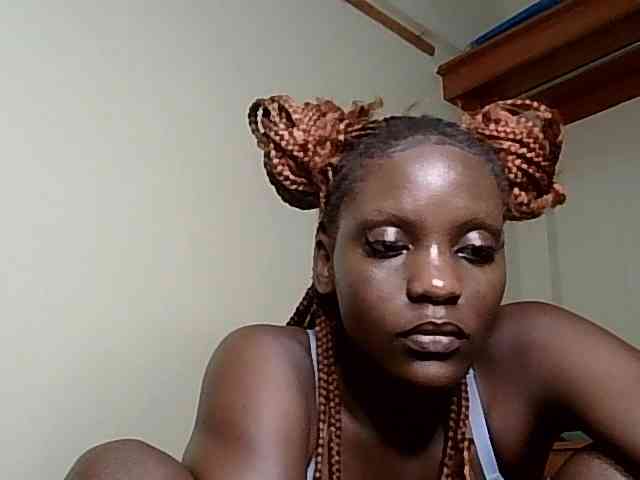 HornyCleo webcam