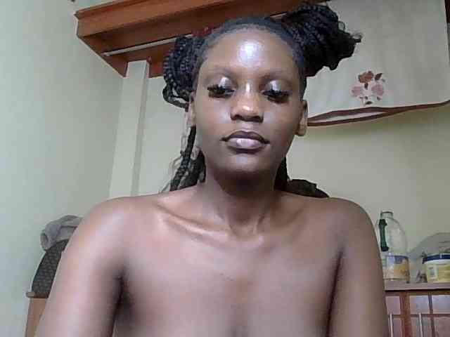 HornyCleo webcam