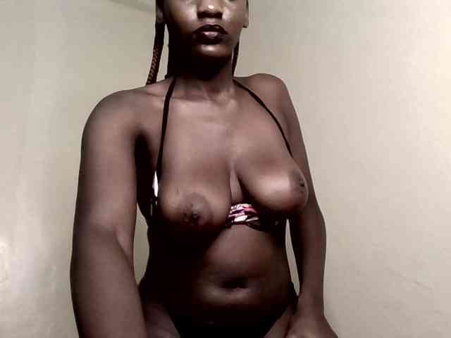 HornyCleo webcam