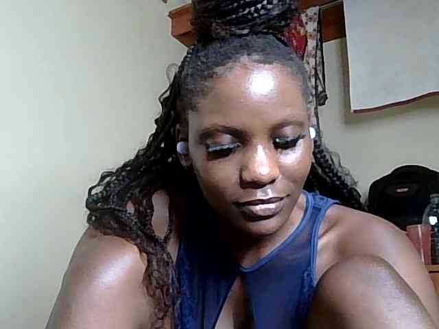 HornyCleo webcam